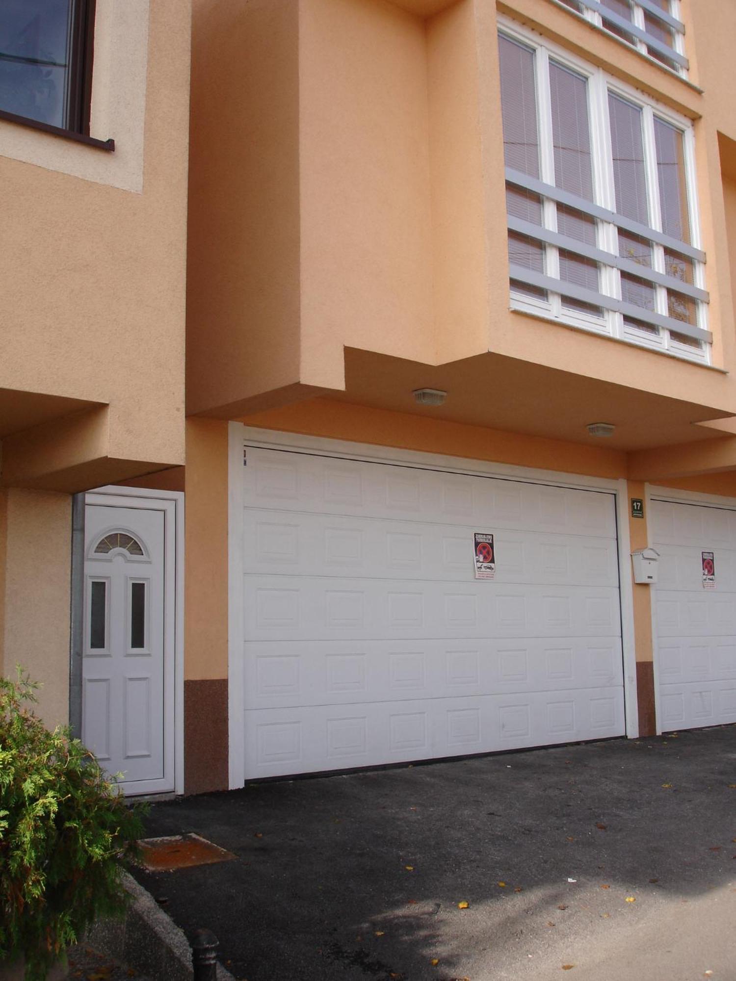 Apartments Kira Sarajevo Bagian luar foto