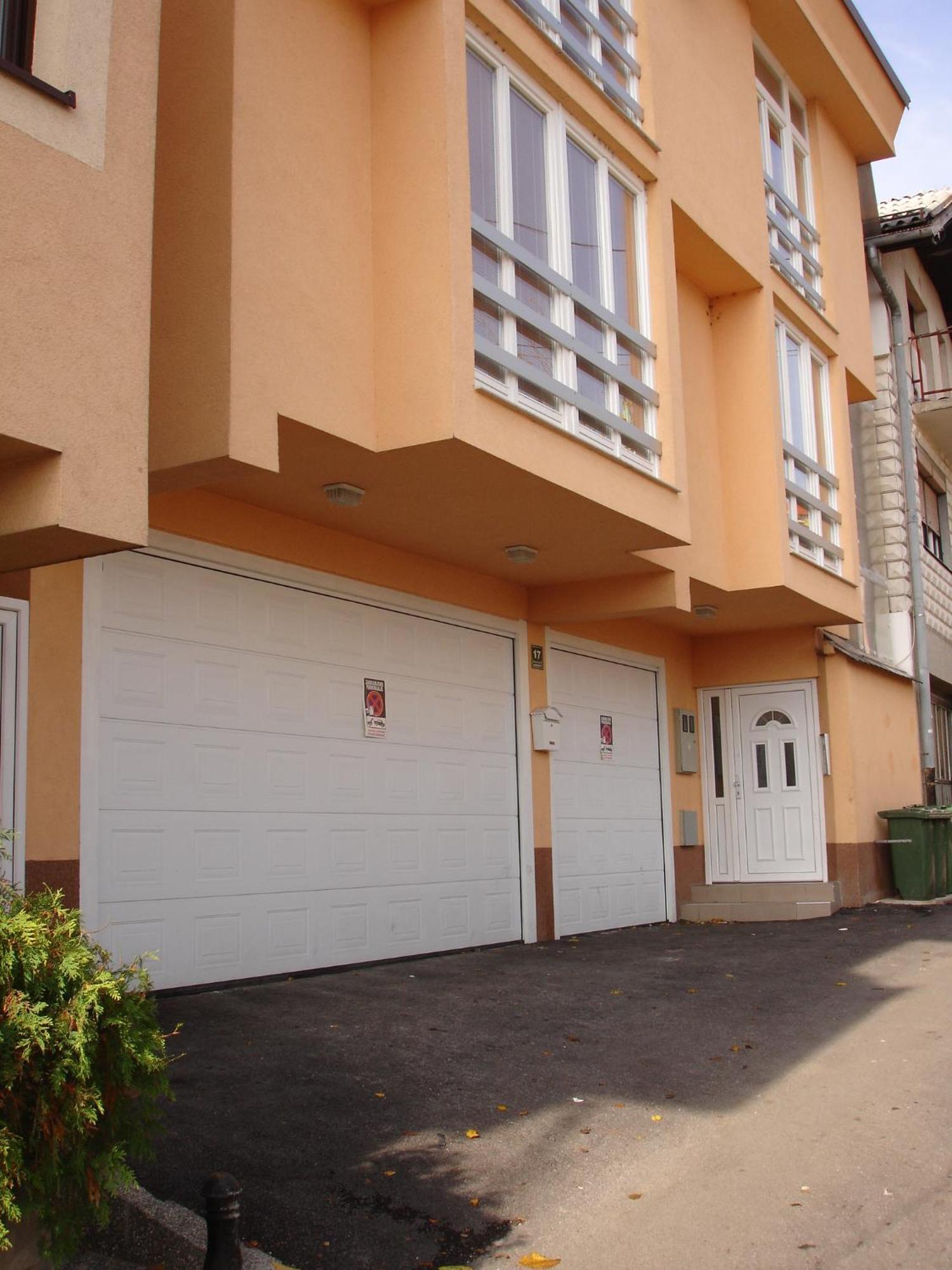 Apartments Kira Sarajevo Bagian luar foto