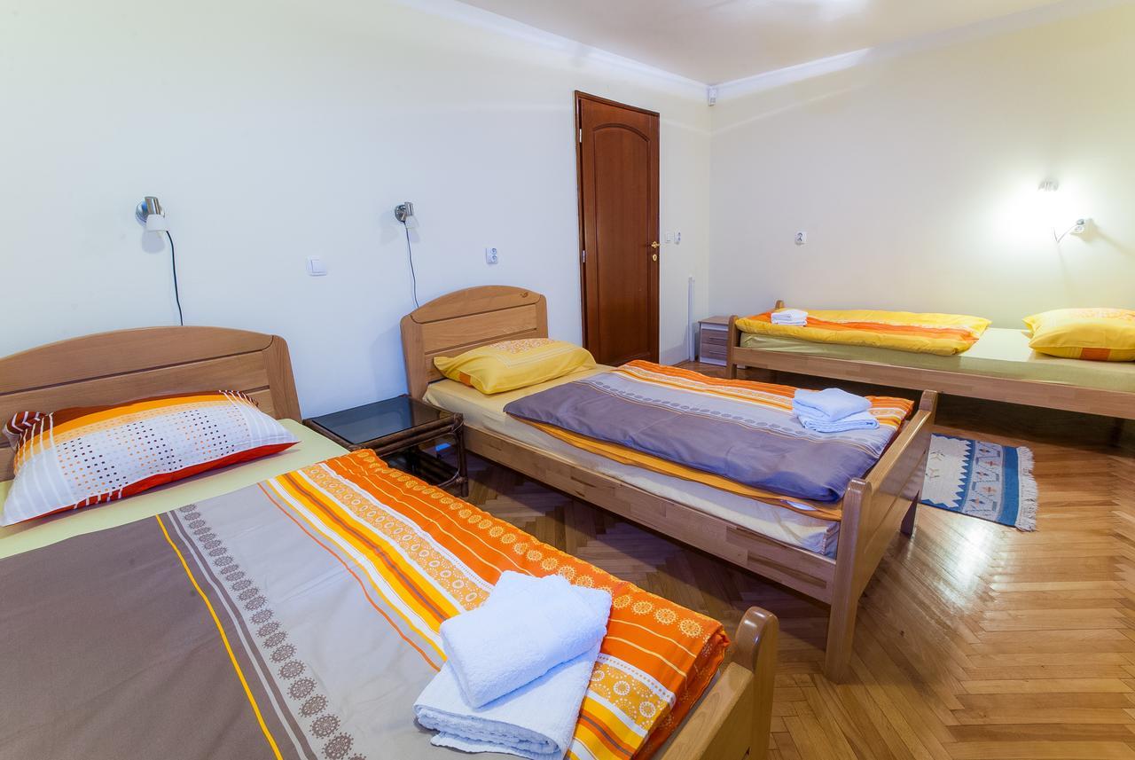 Apartments Kira Sarajevo Bagian luar foto
