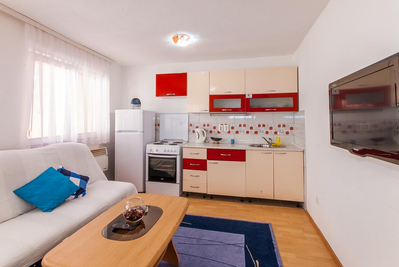 Apartments Kira Sarajevo Bagian luar foto